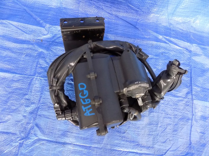 AdBlue-pumppu Mercedes Atego 1218 2011
