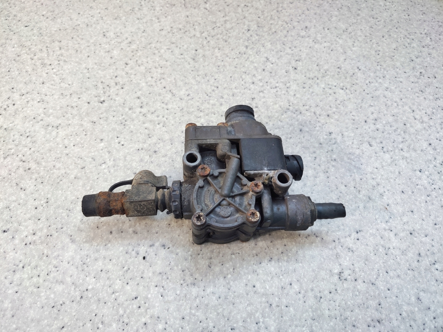 ABS-modulator ventil styrenhet Mercedes Atego I 917 0265351122 image 3
