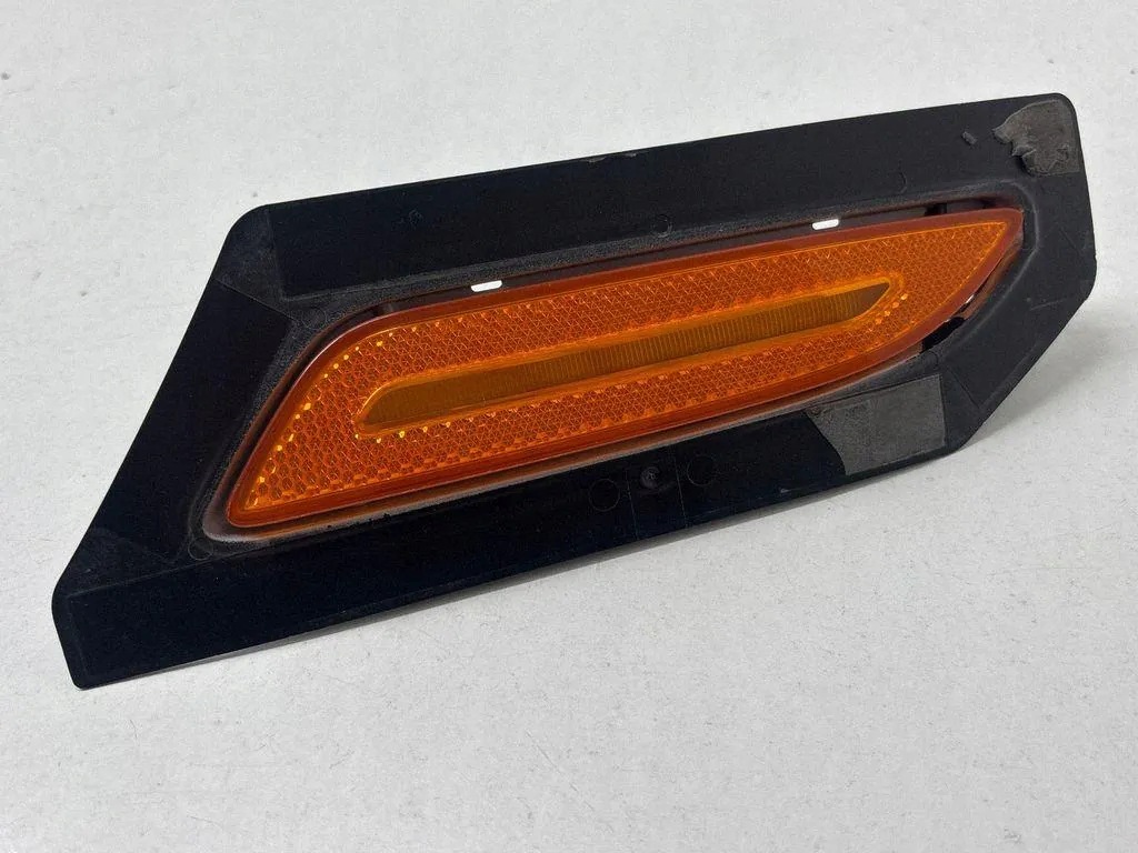 Luz de posición lateral izquierdo 97063104700 PORSCHE PANAMERA 970 image 2