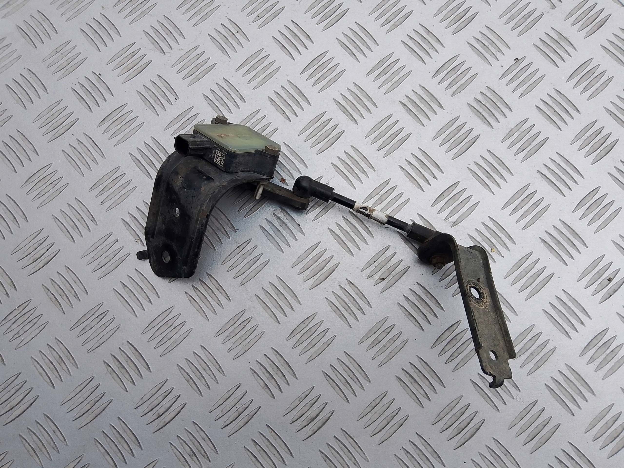 LINCOLN MKZ 2013-2019 Suspension Height Sensor D1917-211757-A image 2