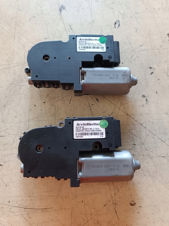 OPEL INSIGNIA A KOMBI SUNROOF MOTOR 20907469 20933852
