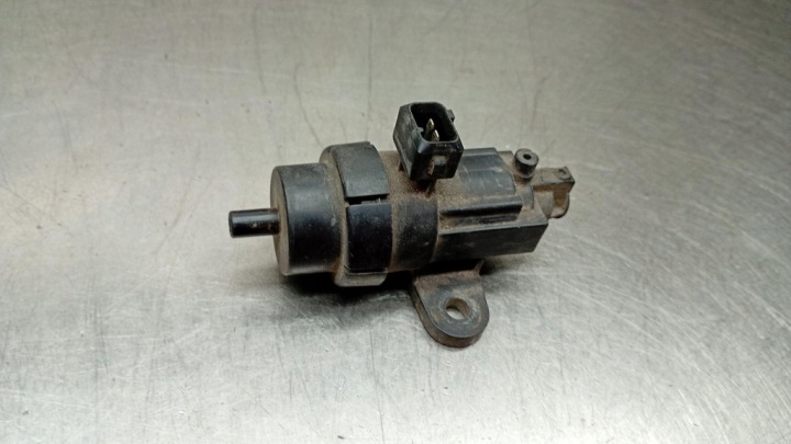 Imusarjan venttiili Ford Focus MK1 1.8D 98AB-9E882-AA