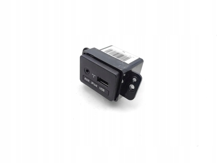 Kia Sorento USB Socket/Connector 2012 SUV 4/5dr 96120-2P000 (09-15) Diesel