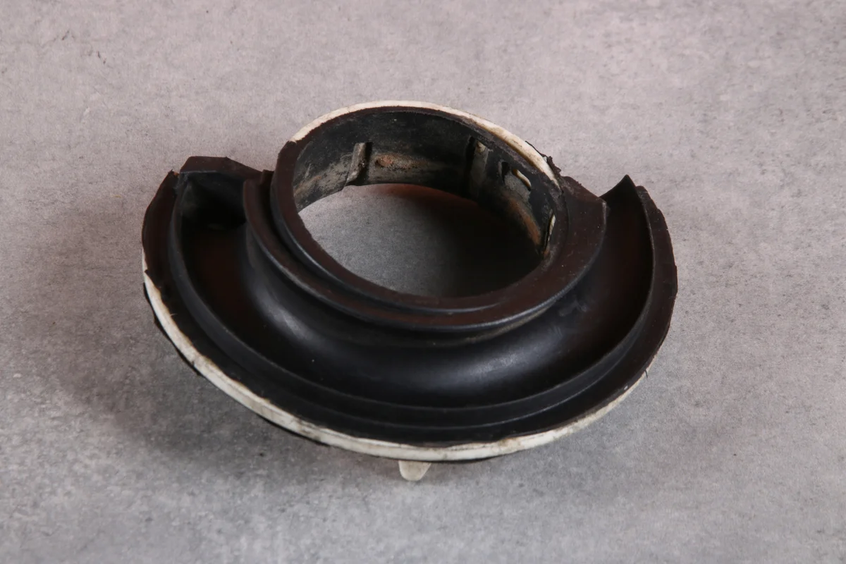 BMW F40 F44 F74 F78 X1 U11 X2 U10 Gummipuffer image 3