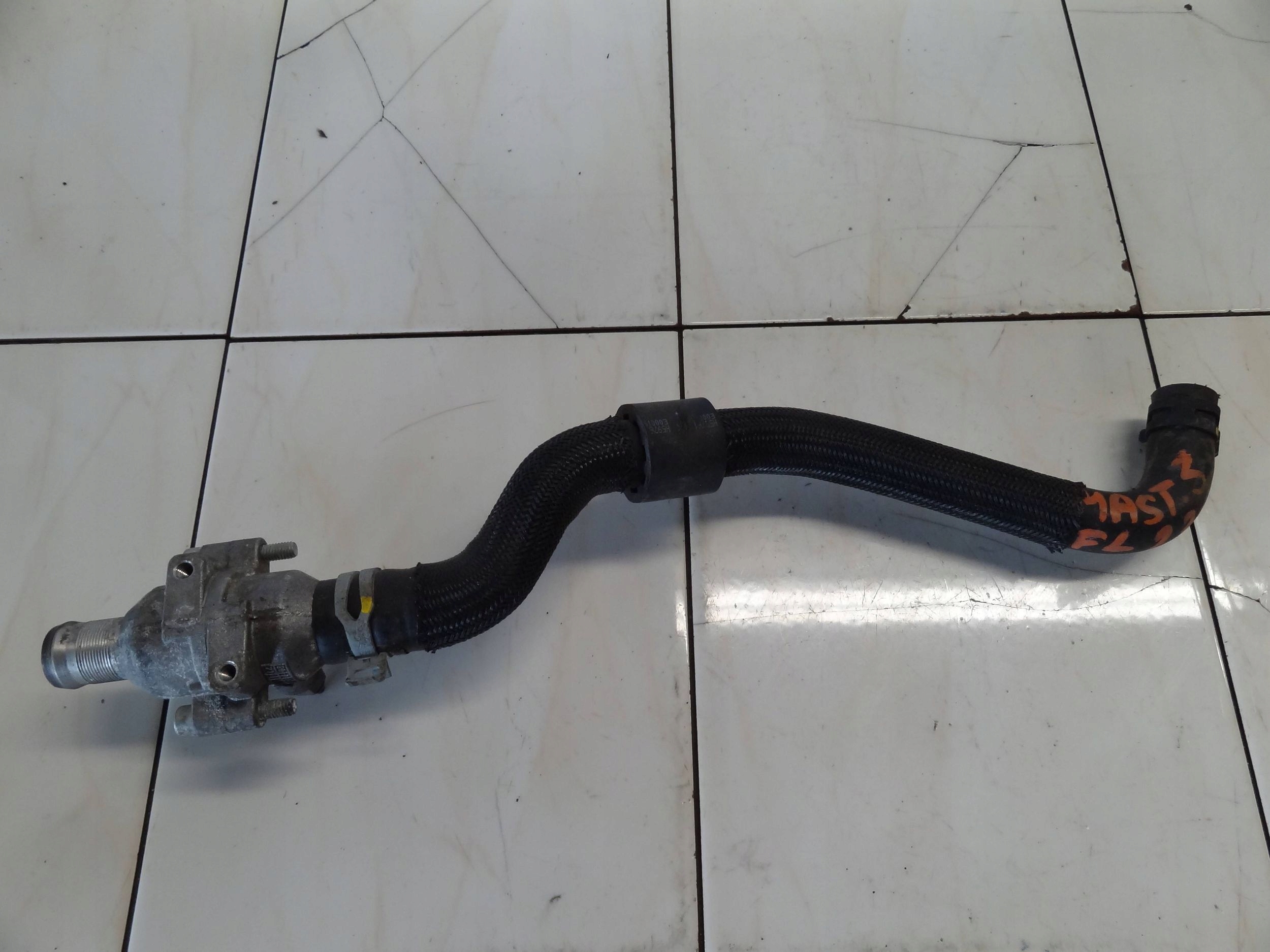 RENAULT MASTER III 202 LIFT 2.3 DCI waterverwarming leiding 140531999R image 2