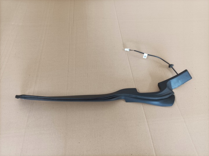 Takaluukun oikea liiketunnistin KIA SORENTO 4 IV 20- 81860P2100
