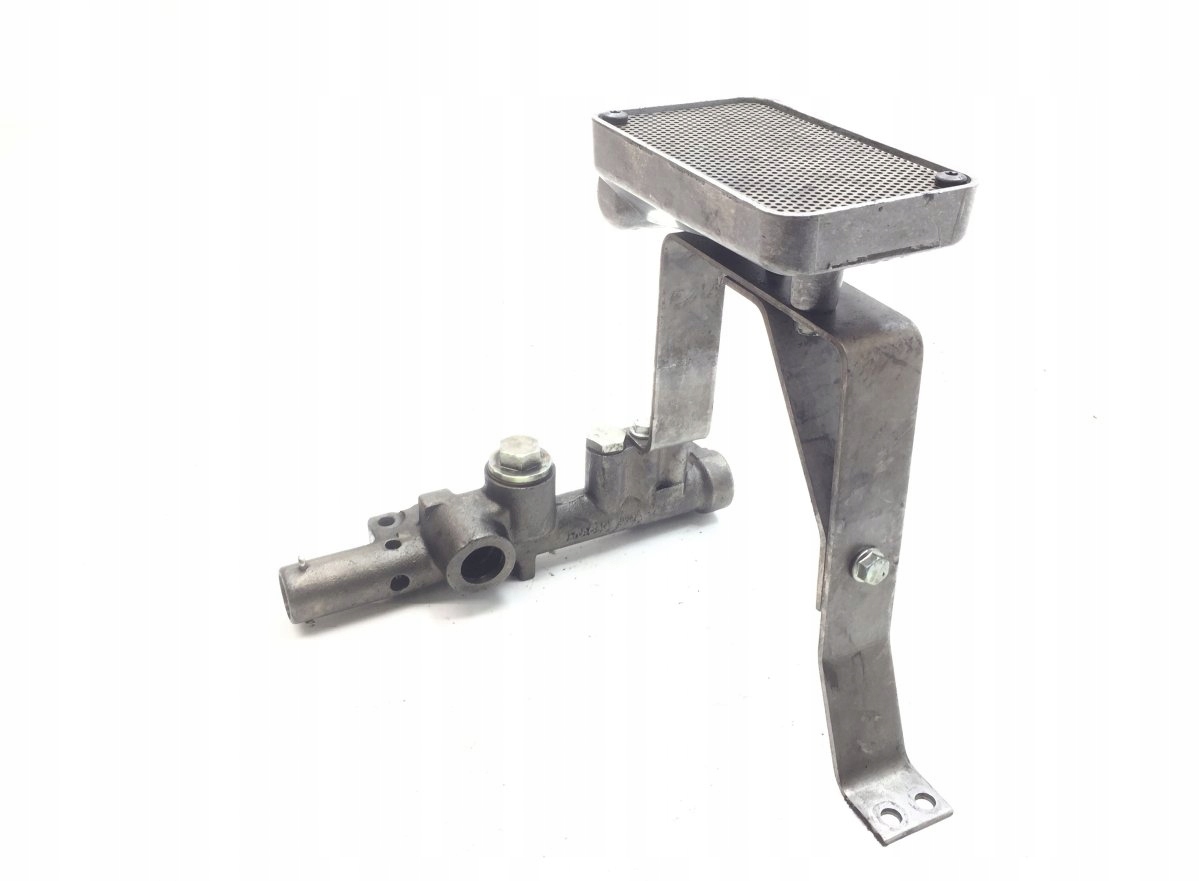 1375907 DAF Oil Suction Pipe image 3