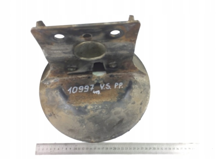 9423200235 MERCEDES-BENZ Luftfjädringsfäste, höger drivaxel