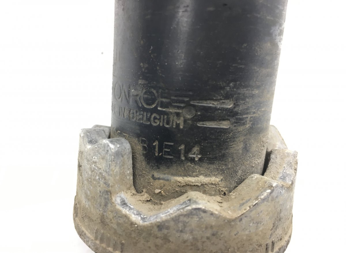21111925 VOLVO Cab shock absorber, right rear image 4