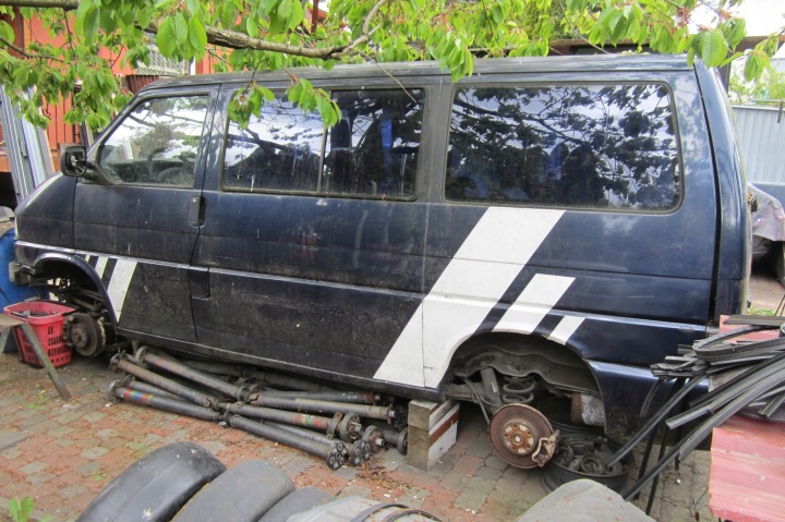 VW T4 Multivan Caravelle kori ohjaamo ilmastoidulla Saksasta