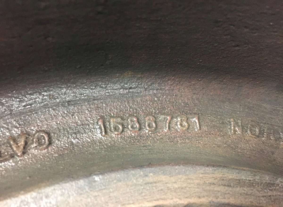 1586761 VOLVO Bromstrumshållare, höger drivaxel image 5