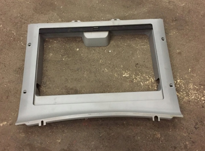 A9408370030 MERCEDES-BENZ Roof hatch cover