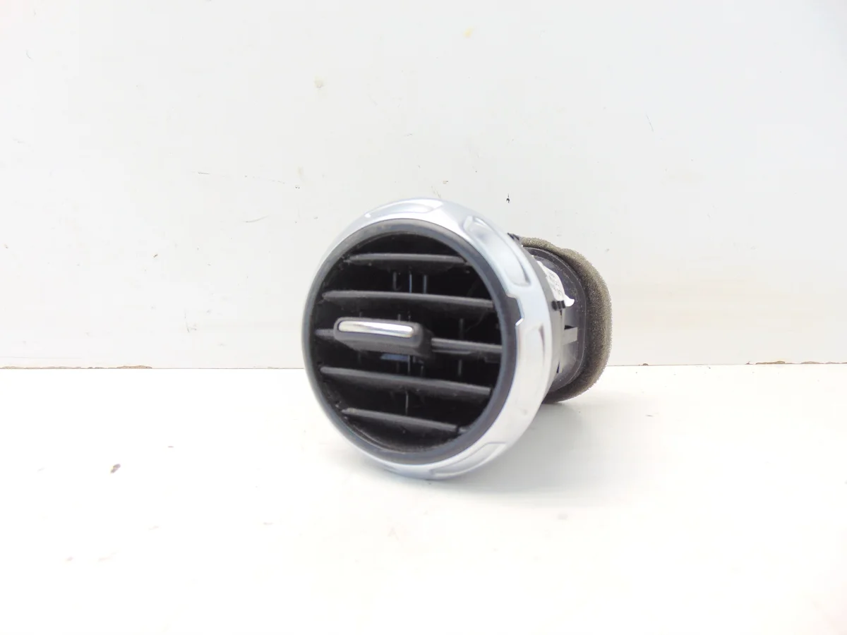 Grelha de Ventilação Audi TT 8J Usada