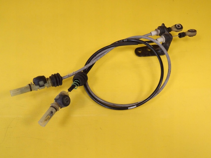Gaszug Mercedes A W168 1682901585 Nr127