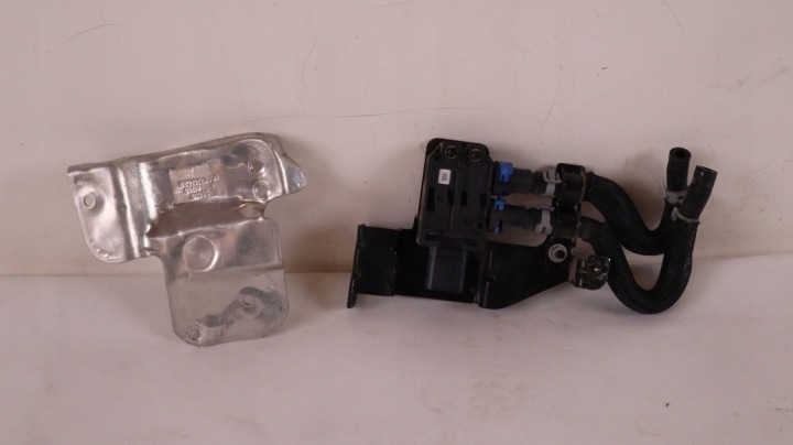 Jeep Wrangler JL 2.0T 18- Catalytic Converter Pressure Sensor 68369986AA