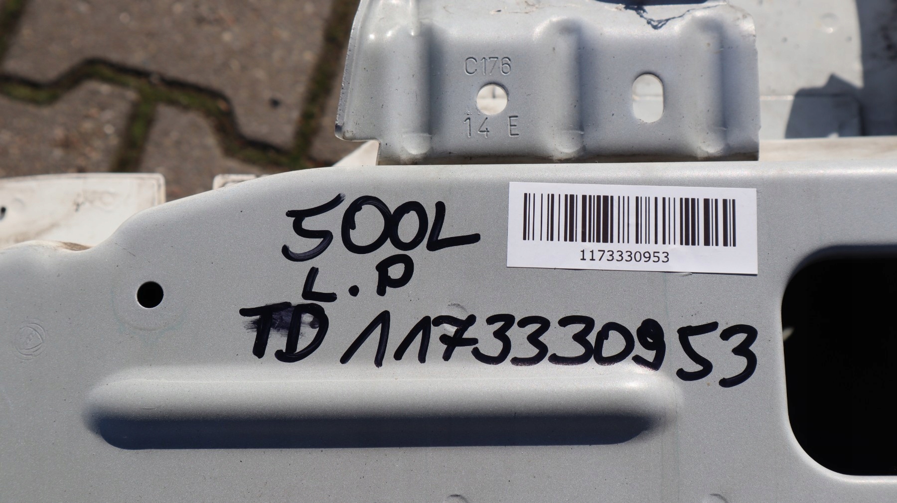 FIAT 500L vänster framskärm 934/A image 7