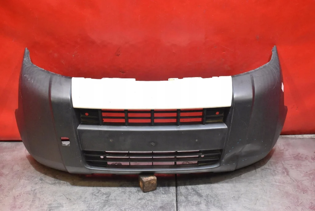 Peugeot Bipper Front Bumper Black/White