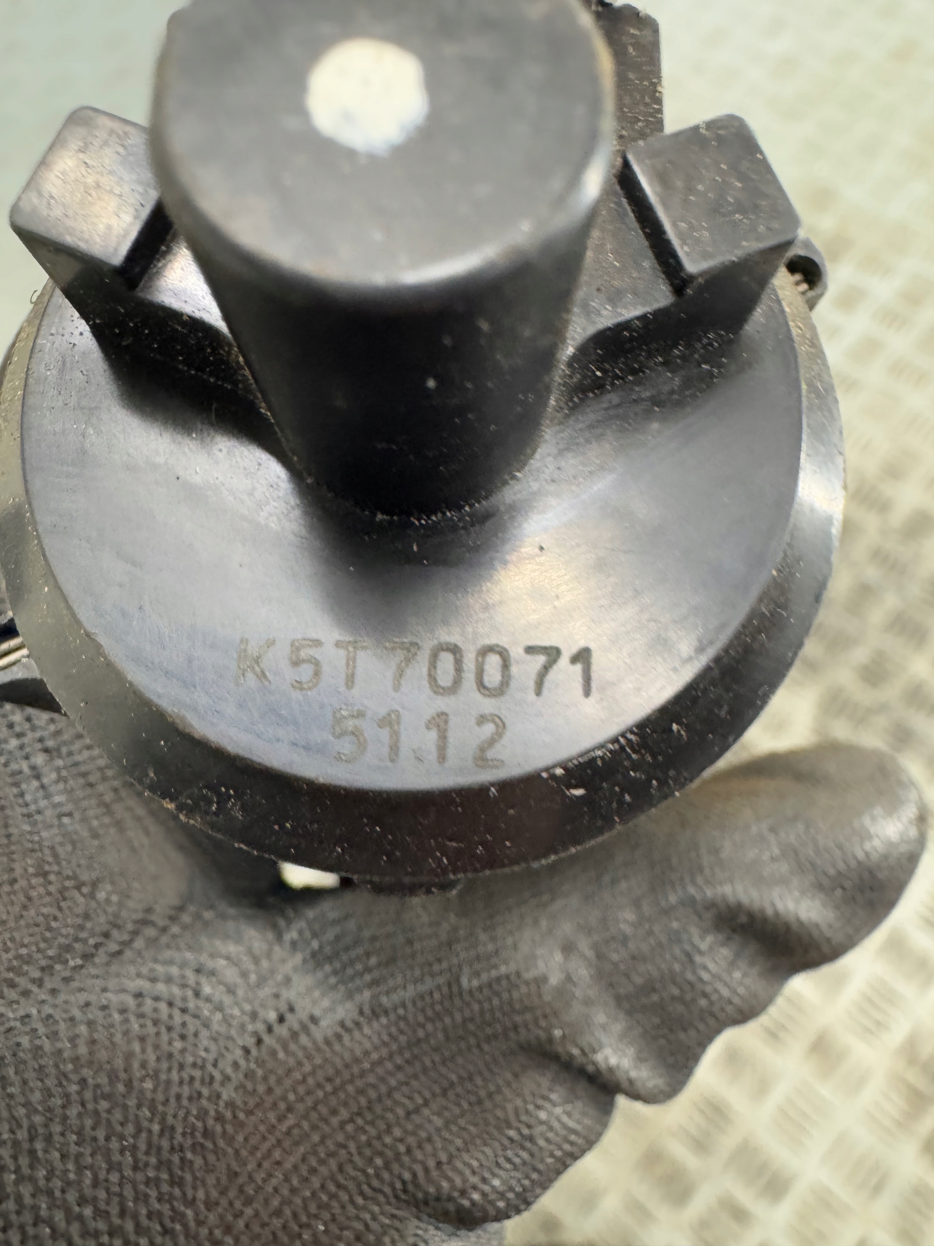 Mitsubishi Pajero III 99-06 3.2 DID 4M41 Soupape EGR K5T70071 image 5