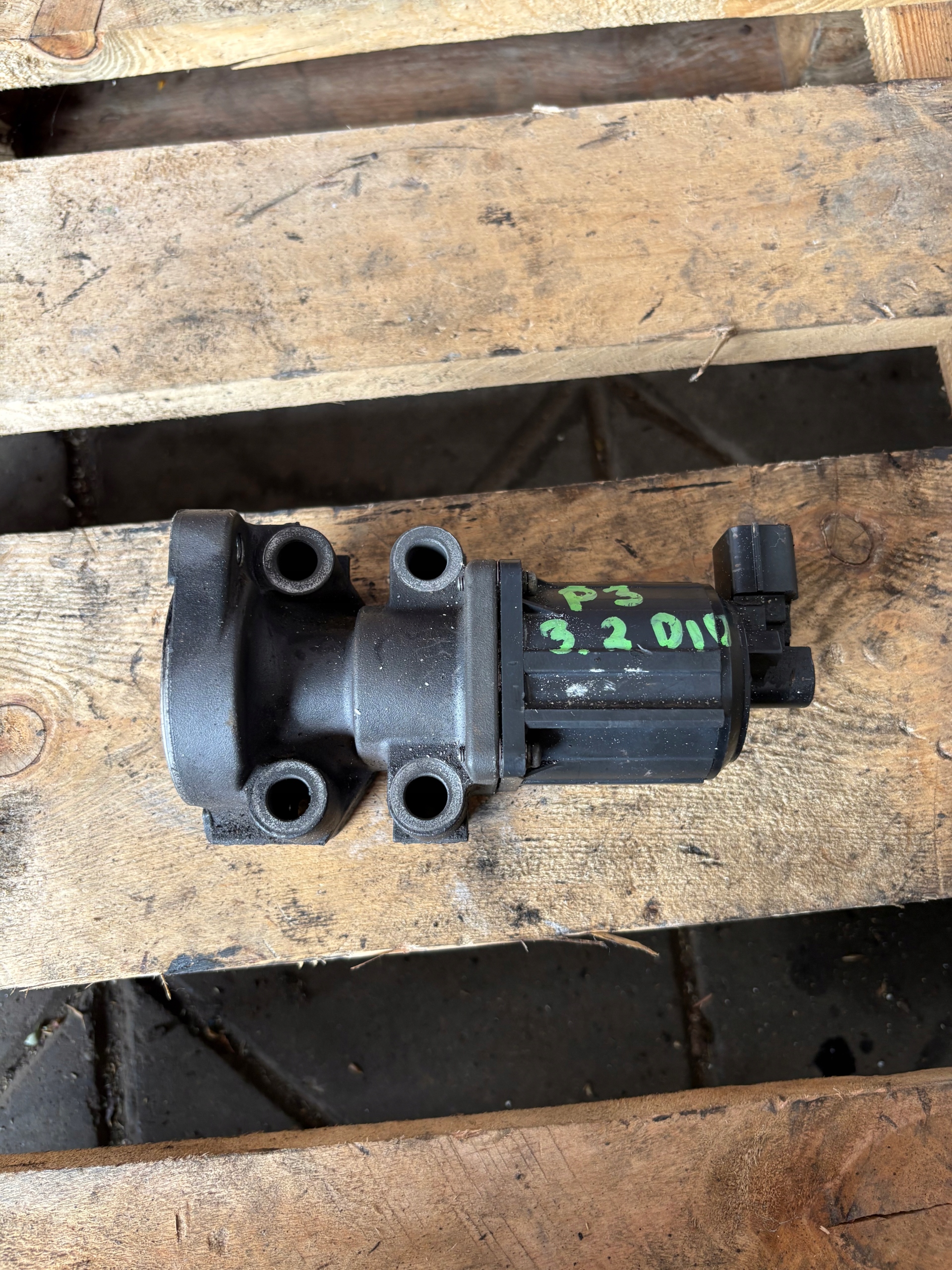 Mitsubishi Pajero III 99-06 3.2 DID 4M41 Soupape EGR K5T70071 image 10