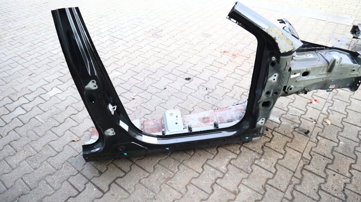 JEEP COMPASS II 17- Oikea etusiipi