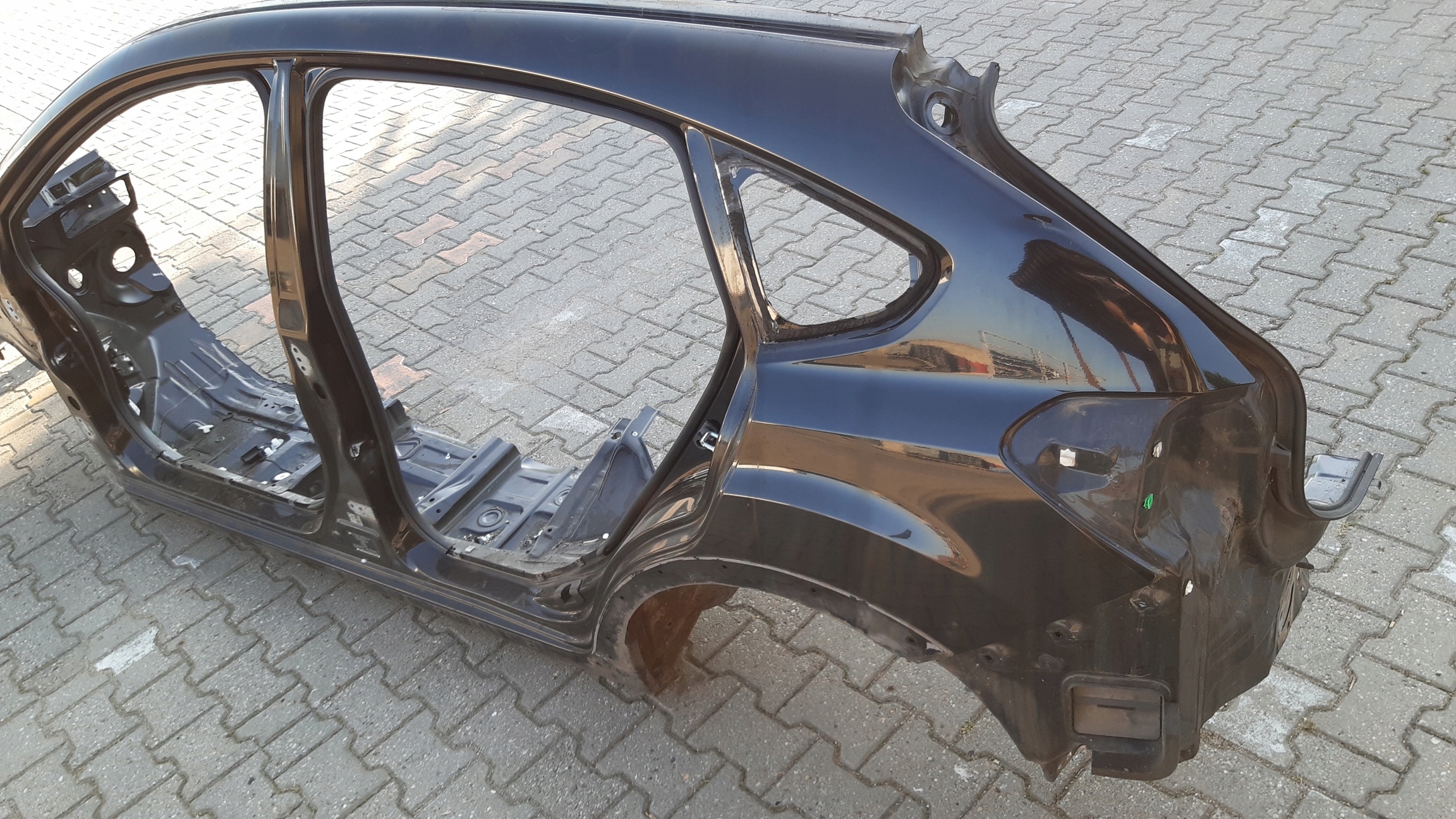 SUBARU XV I 11- Aile arrière gauche J32 image 2