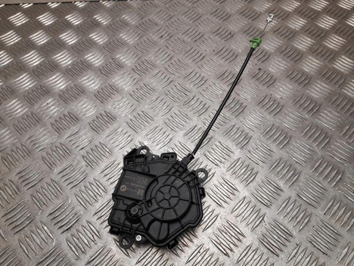 Schließplatte mit Schließmotor BMW IX 1 2023 UA945052804