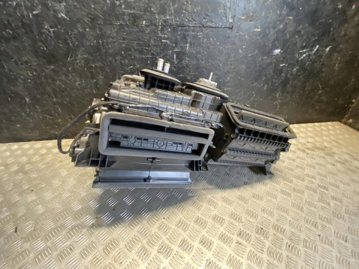 Blowerbehuizing Ford MONDEO V Turnier 2021 HS7H19B555DK