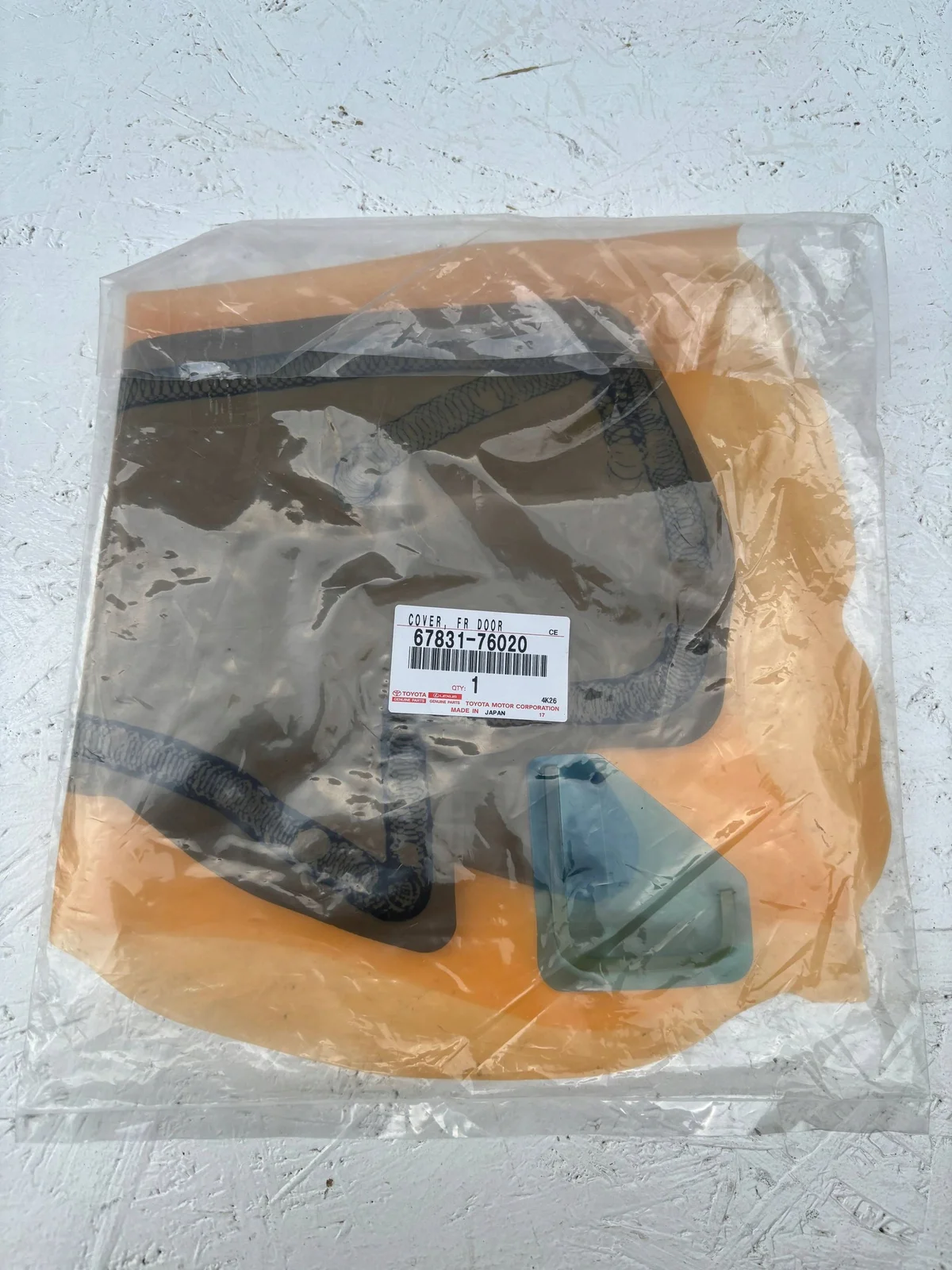 Lexus CT 200H 2010 Isolamento porta 6783176020