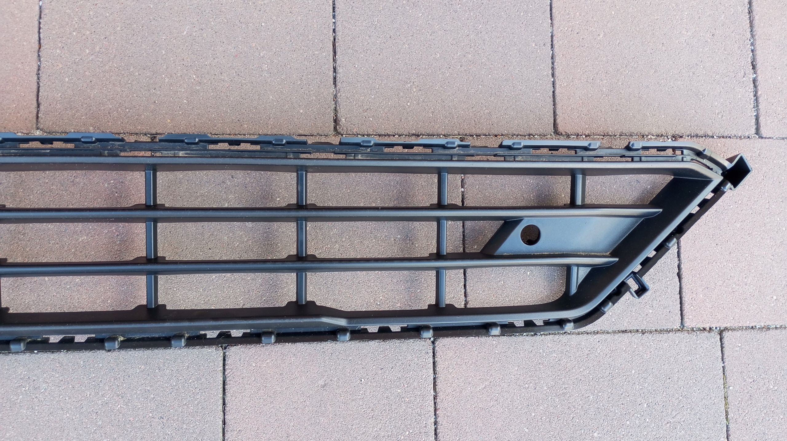 VOLVO XC60 II 2021>- GRADE DIANTEIRA PARA-CHOQUE FRONTAL 32234933 image 3