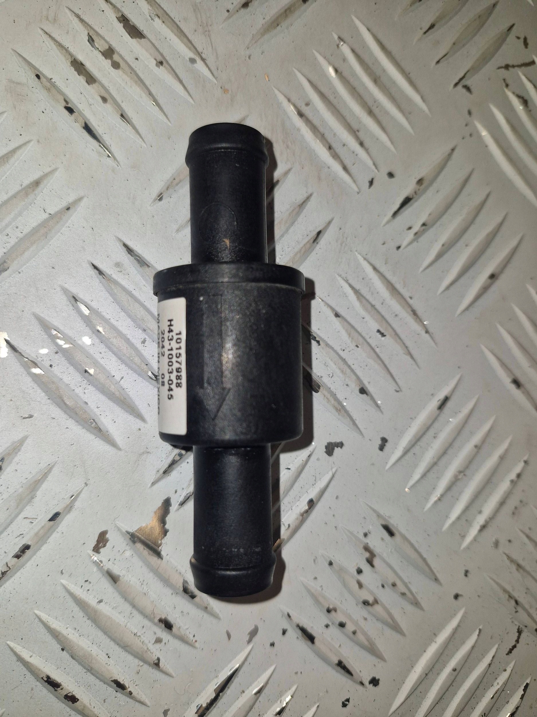 Chevrolet Corvette C8 2021 Kühlmittelstandsensor image 3