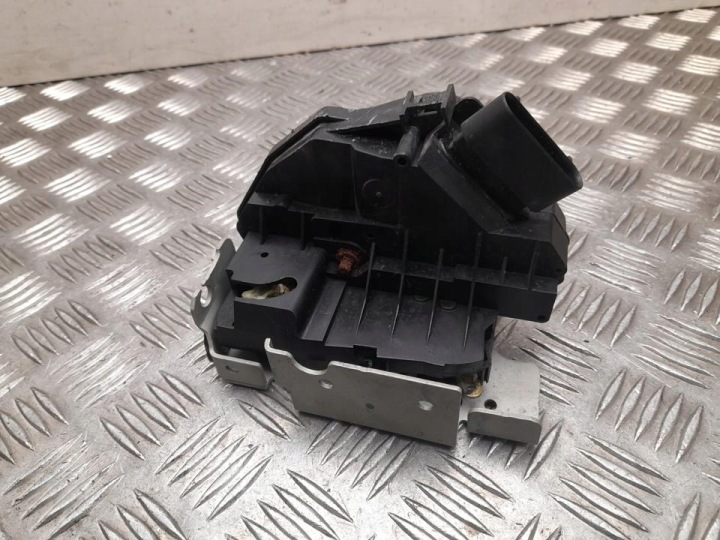 Ford OE BK31-V43288-CJ rear door lock