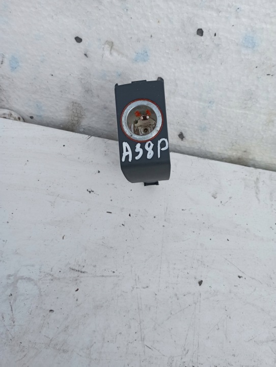 Audi sytytystulpan pistoke OE 8P0863387D