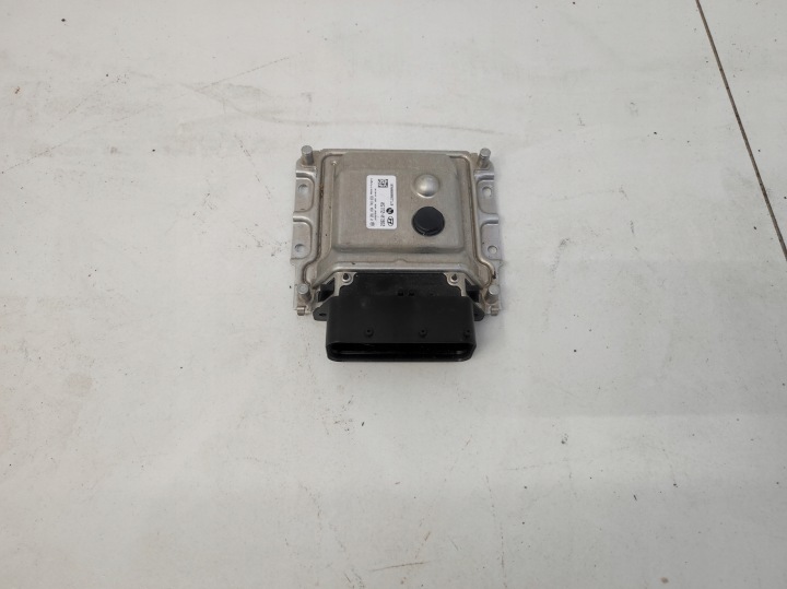 AdBlue-ohjainyksikkö Hyundai Tucson III 3 Lift 1.6 CRDi