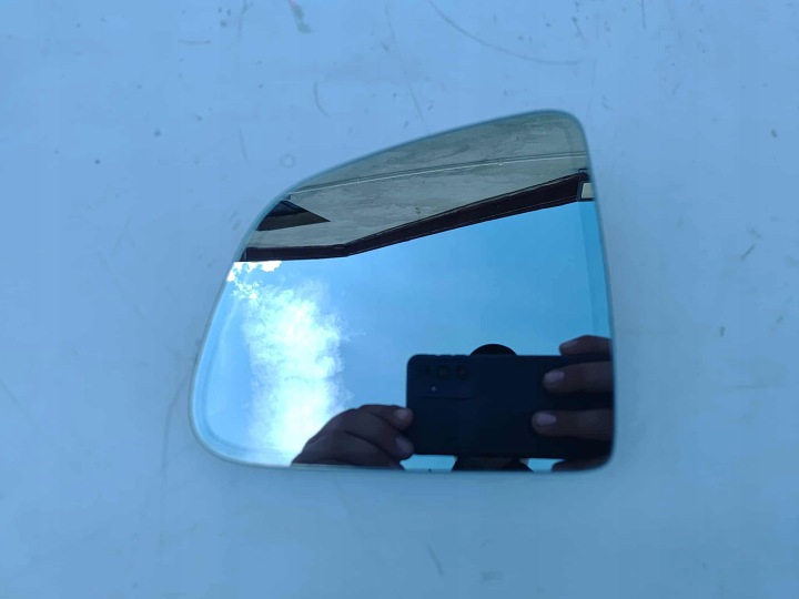 TESLA MODEL Y Spiegelglas links 6295