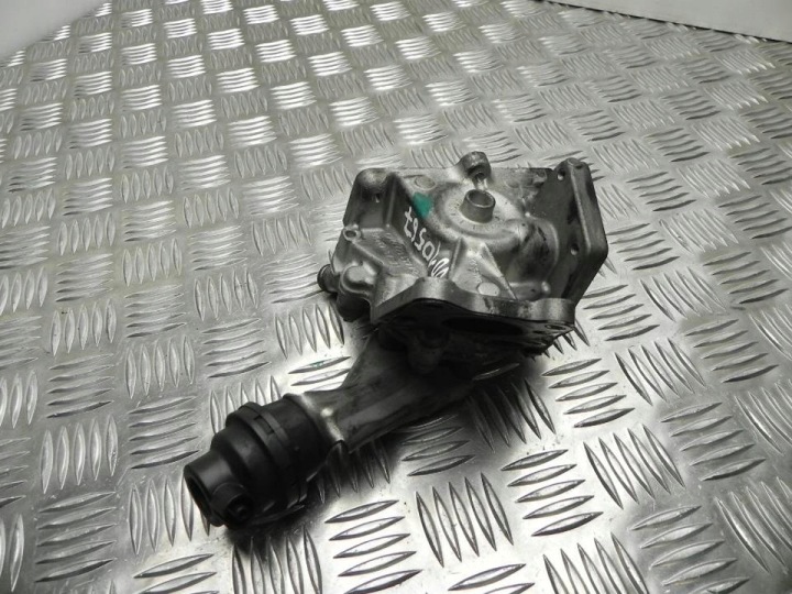 Pakokaasun ulostulon läppä Mercedes-Benz E-luokka 2012 A6511400002