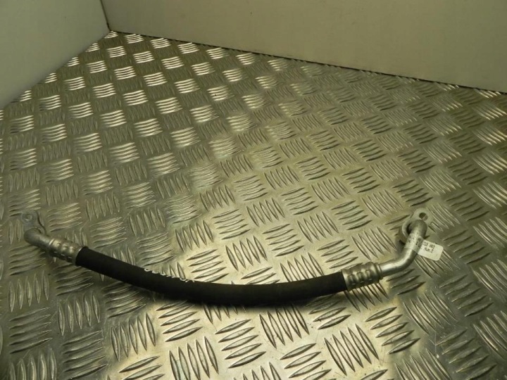 Joustavat putket / jäykät putket Mercedes-Benz M-luokka 2013 A1668300