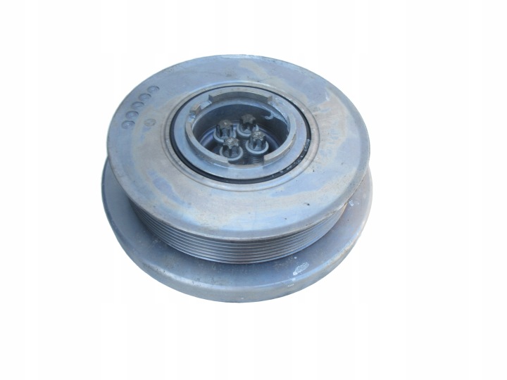 Vauhtipyörän vaimennin BMW G20 G21 G30 G31 X3 G01 X4 G02 1.8D 2.0D