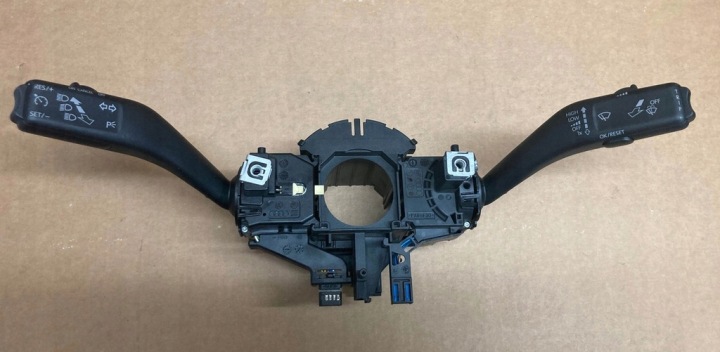 VW Jetta Tempomat Switch Lever 1K5953503EE