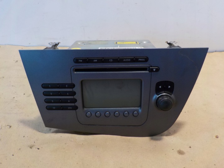 Original Radio Seat Leon 2 1.9 TDI 105 PS 2005 68060006857