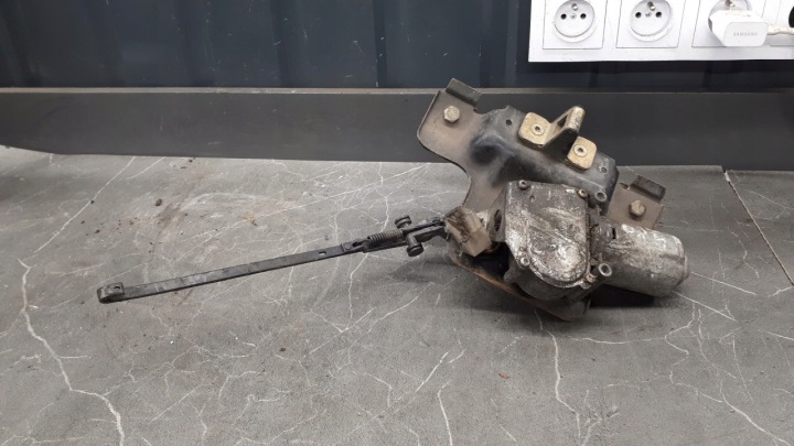 0390216732 silmiczek pyyhkijän moottori renault kangoo I