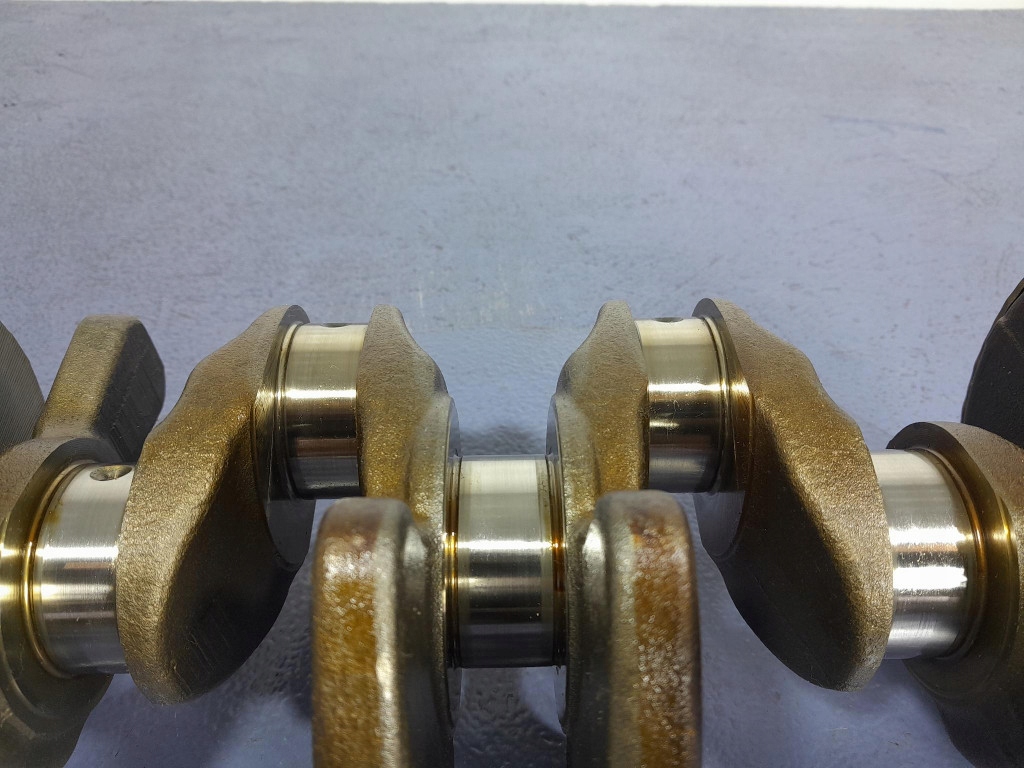 VW Tiguan II 2.0 TFSI 190 PS DKZA Kurbelwelle 06L105101F image 6