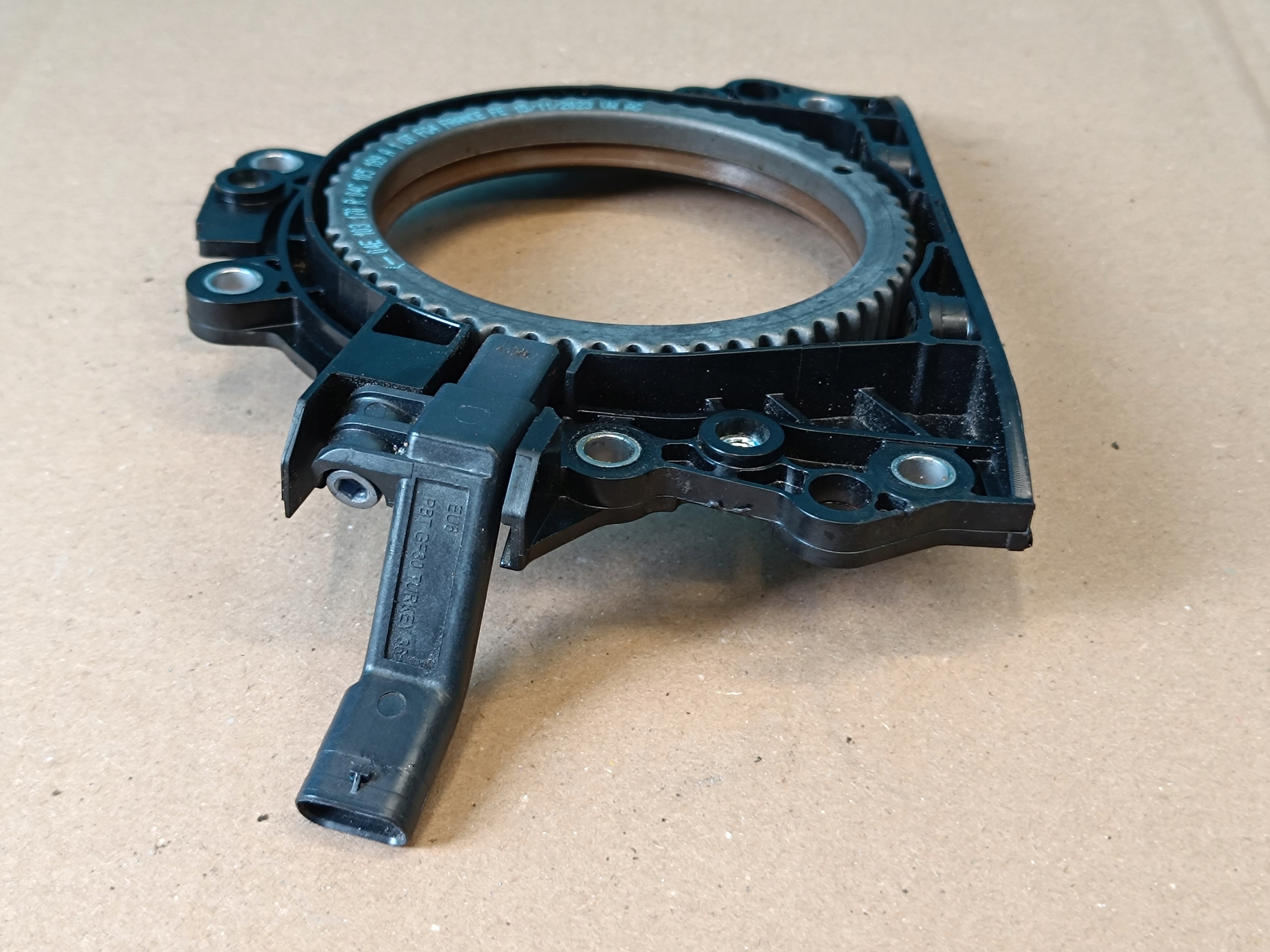 AUDI Q3 F3 SPORTBACK 1.4 TFSIe DGEA 24R Kurbelwellensensor-Dichtung 04E103170R image 6