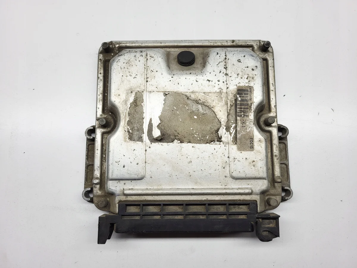 ECU Peugeot 206 2.0 HDI EDC15C2 44 image 3
