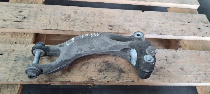 A4 B9 8W Shock Absorber Mount Left Front 8W0413037E A5 8W