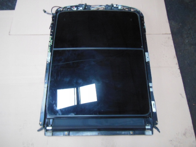 Panoramic Sunroof Jeep Grand Cherokee WK2