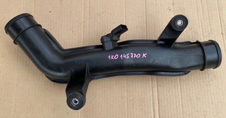 AUDI A3 8P INTERCOOLER ILMAPUTKI 1K0145770K