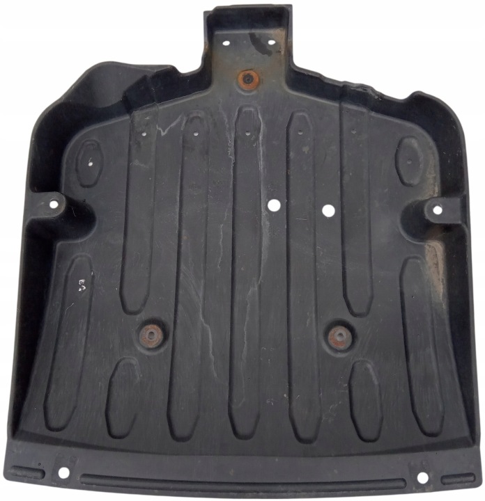 Alustan suoja takana Infiniti M35 M45 2005-2010 748A2EG000