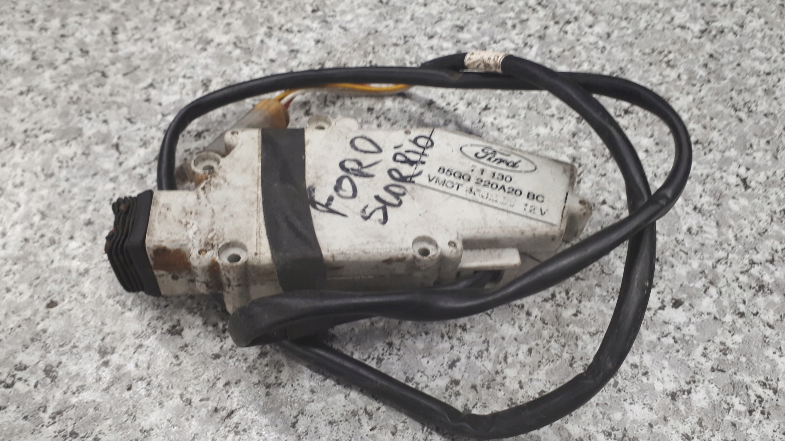 85GG-220A20-BC vänster låsaktuator fram SCORPIO image 2