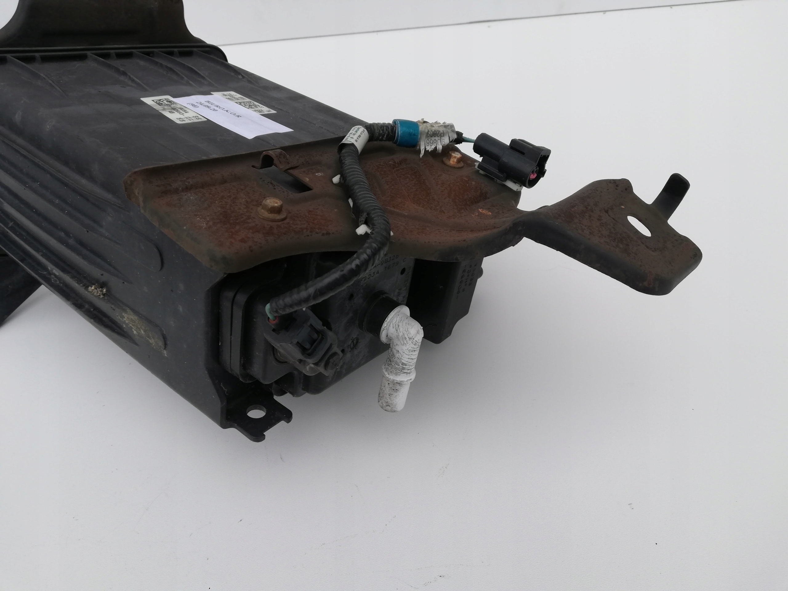 Aktivkohlefilter mit Abdeckung Lincoln Navigator Ford F150 image 3