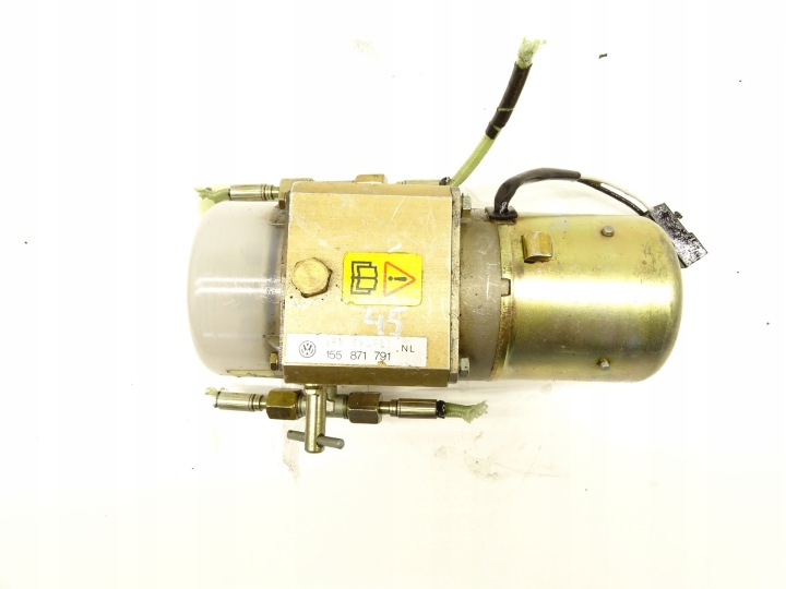 Elpump tak VW Golf I CABRIO 155871791